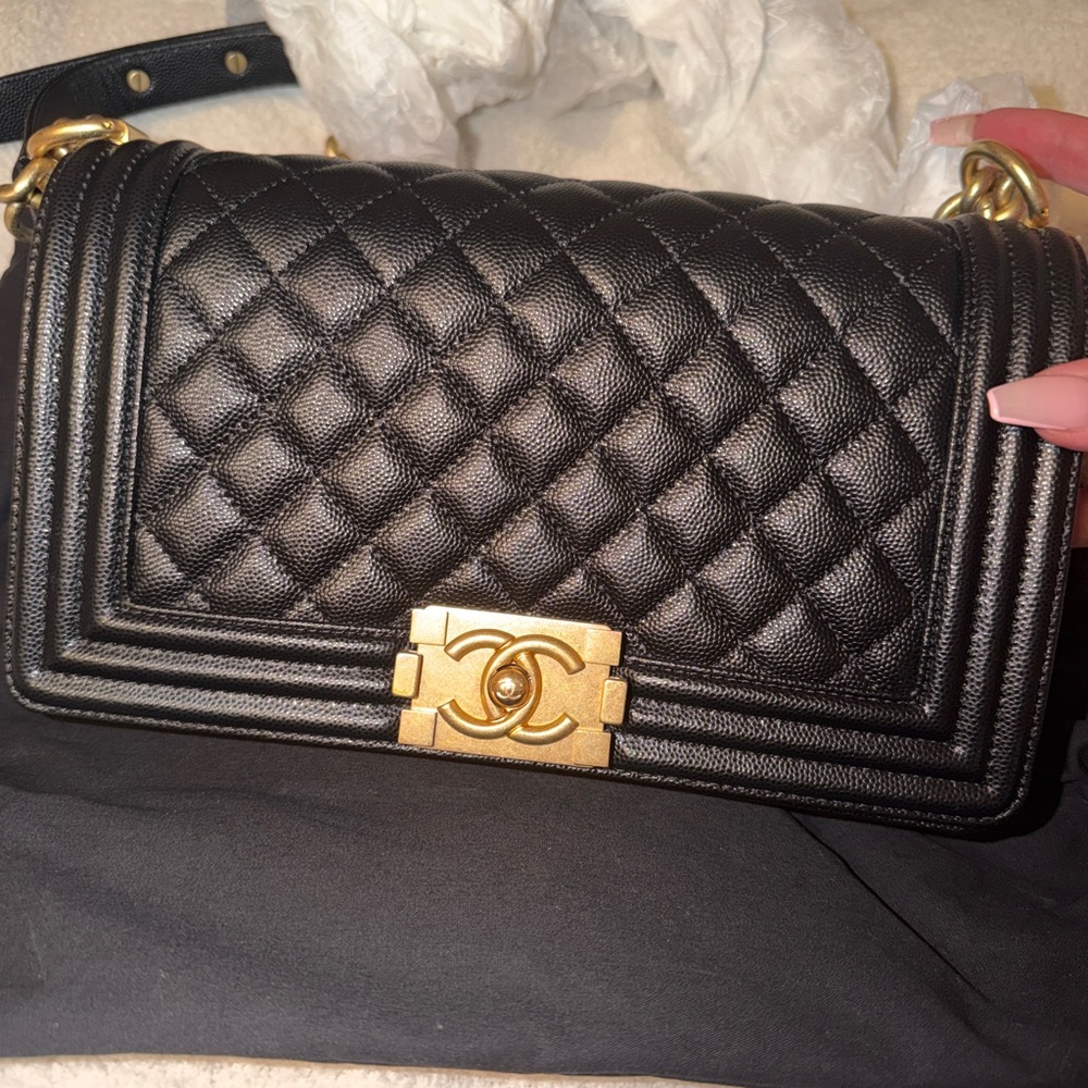 New Chanel Le Boy Bag Medium Caviar Calfskin with Gold Hardware